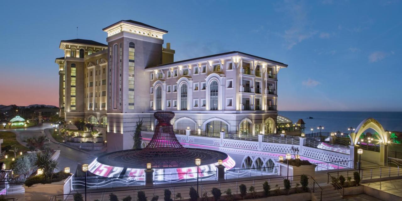 Merit Royal Premium Hotel Casino&SPA Kyrenia  Exterior foto